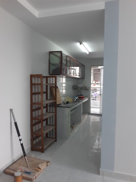 Cho thuê cc tầng cao ngay cv, thoáng mát, gần trường học, siêu thị