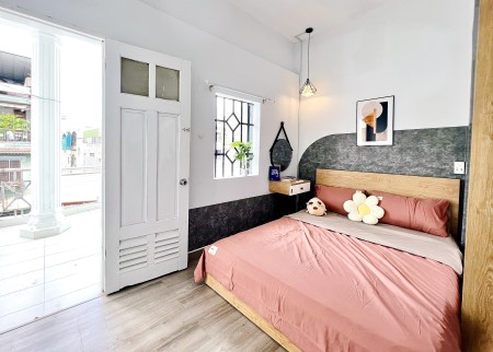 Cho thuê CHDV 1 phòng ngủ, ban công, đầy đủ nội thất, khu K300, Etown, Cộng Hòa
