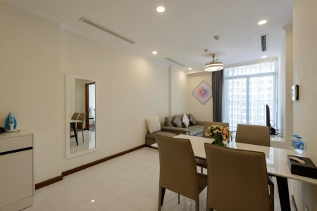 Cho thuê căn hộ 3PN 2WC tòa L4 Vinhome Central Park - diện tích 105m2 full nội thất
