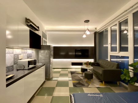 CHDV cao cấp full nội thất trung tâm Quận 1