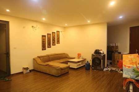 Cho thuê căn hộ chung cư 96m2 3PN, 2WC tại tòa Tháp Doanh Nhân - Đường Thanh Bình, Hà Đông