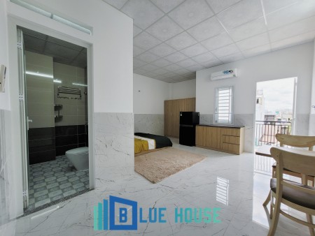 Studio ban công, full nội thất, CÁCH MẠNG THÁNG  8, QUẬN 10, tiếp giáp tân bình