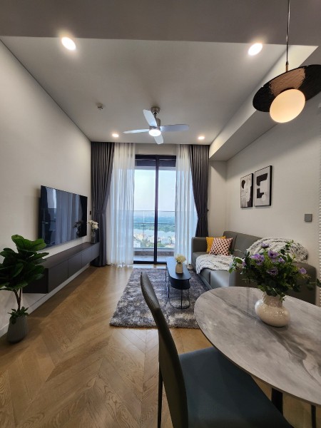 Căn hộ cao cấp 2 PN 80m2 giá tốt hơn nếu khách thuê chốt sớm (có video)