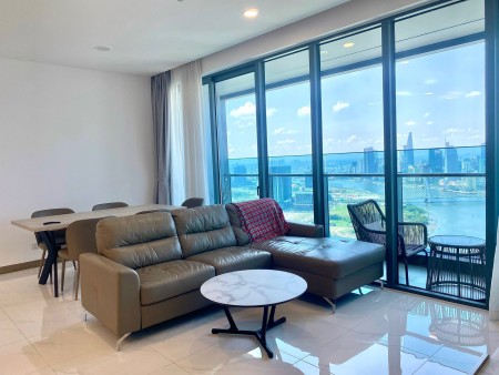 Nhà đẹp sang với view tuyệt đẹp ở Sunwah Pearl căn 2PN, giá 44 triệu