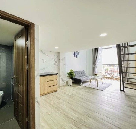 Căn hộ gác bancon ngay KDC Nam Long, Vincom, KCX Tân Thuận, 5 phút qua quận 4