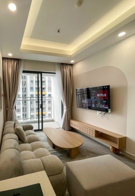Căn hộ 2PN 2WC full nội thất có ban công ngay sân bay Tân Sơn Nhất