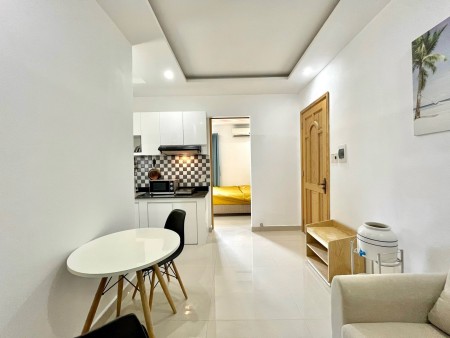 căn hộ full nt, cửa sổ thoáng mát, 1 phòng ngủ, quận 3