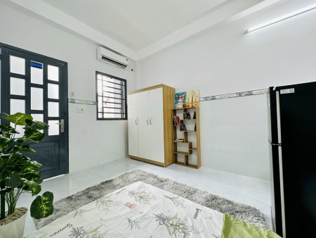 Căn Hộ Vụ Full Nội Thất Có Cửa Sổ