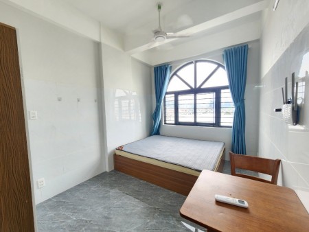 Studio cửa sổ vòm siêu thoáng ngay Lâm Văn Bền Quận 7 gần ĐH Tài Chính Maketing