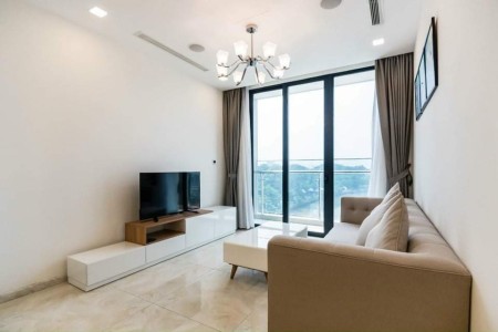Căn hộ 1 phòng ngủ, 60m2, Vinhomes Golden River, view đẹp thoáng mát