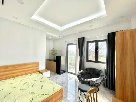 Trống sẵn studio mặt tiền Chu Văn An - gần trường cán bộ - bancol View landmark Síu thoáng