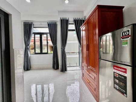 Cho thuê phòng FULL tiện nghi, đường CMT8, gần CV Lê Thị Riêng
