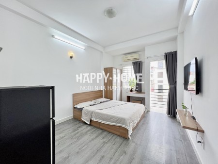 Cho thuê căn hộ balcony đầy đủ nội thất ngay cầu Công Lý Q3