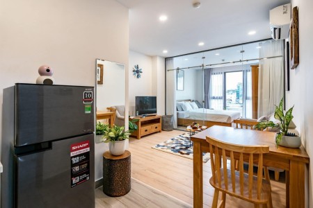 Cho thuê căn hộ cao cấp, an ninh, tiện nghi đầy đủ nằm ngay mặt tiền đường Hoàng Văn Thụ, QTân Bình