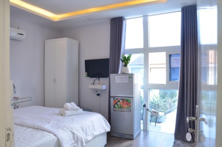 Cho thuê CHDV giá sinh viên Full nội thất có cửa sổ to thoáng ngay chợ Tân Định Quận 1