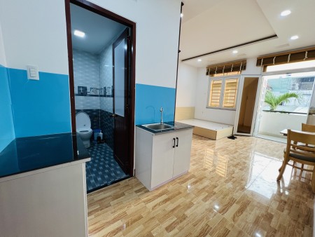 Căn hộ mới xây như hình, ban công riêng, full nội thất 35m2, giá chỉ từ 5tr