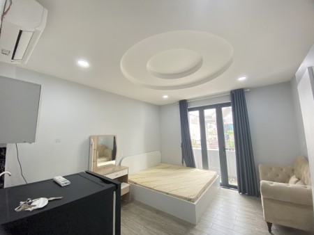 Trống Sẵn studio ban công lớn Cô Giang Q1