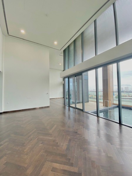 Cho thuê Penthouse Cove Empire City 4PN + 1 Studio 407m2 275 triệu