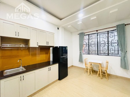 Căn hộ 30m2, tách bếp, gần sân bay, full nội thất, giá rẻ nhất khu