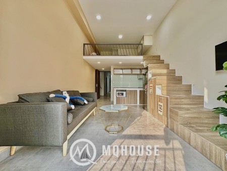 Cho thuê căn hộ duplex full nội thất, ban công, ngay cư xá Bắc Hải, giá rẻ