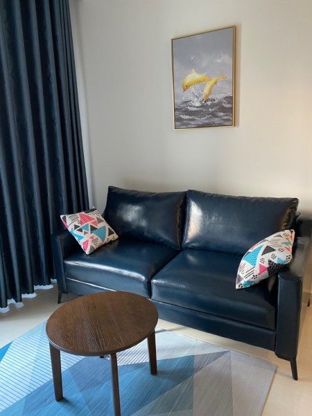 Cho thuê gấp căn 2pn  có sẵn nội thất cơ bản Vinhomes grand park