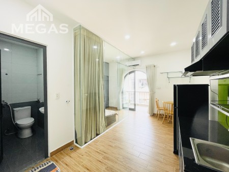 Cho Thuê Căn Hộ Full Nội Thất 1 Phòng Ngủ  Có BanCol Giá Rẻ Trên Đường Lê Văn Sỹ