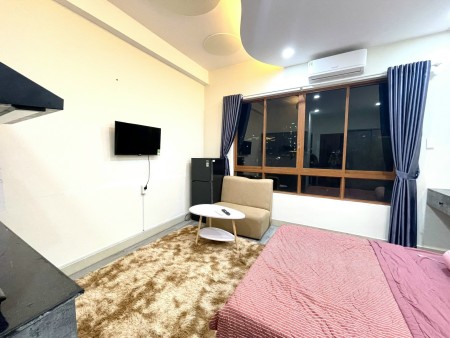 Khai trương căn hộ full nội thất mới 100%, Ung Văn Khiêm 35m2, view Landmark, có tivi, máy hút mùi