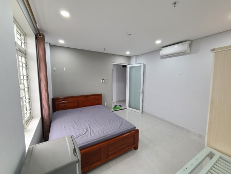 CĂN HỘ DỊCH VỤ Vòng Xoay Hàng Xanh Bùi Đình Túy, Bình Thạnh,...
Gần Học viện Cán bộ,