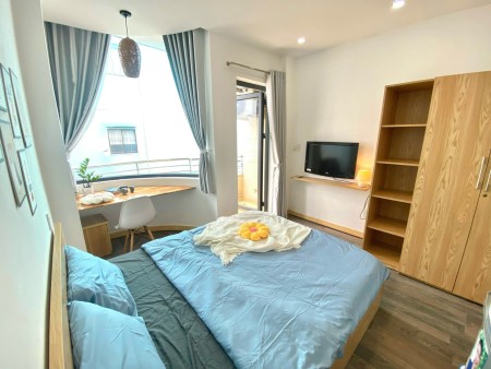 Cho thuê căn hộ giá hạt dẻ Full nội thất ban công ngay ngã sáu Phù Đổng trung tâm quận 1