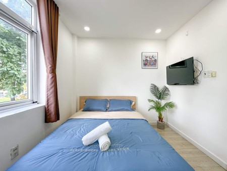 Căn hộ 1 phòng ngủ, cửa sổ lớn siêu thoáng ngay Etown Cộng Hòa, gần sân bay quận Tân Bình