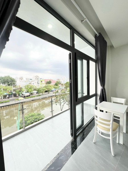 Căn hộ Ban Công View Triệu $, ngay tại Sông Hoàng Sa