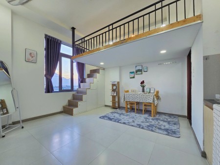 Duplex full nội thất, cửa số đón nắng ngay Âu Cơ