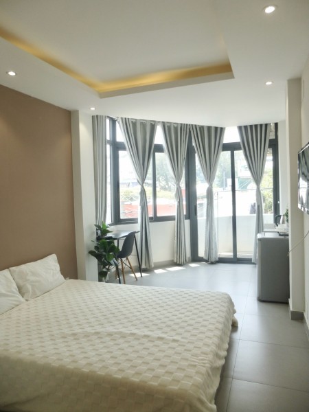 Cho thuê căn hộ giá rẻ ban công view Landmark Full nội thất gần các trường ĐH ngay ĐaKao quận 1