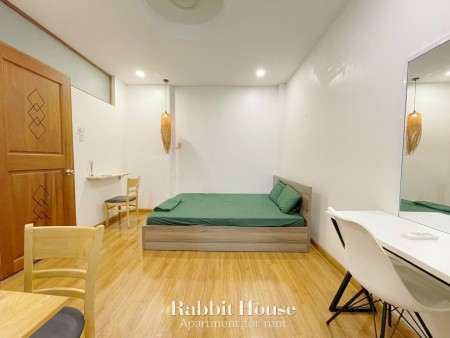 Căn hộ dạng studio ở quận 1, thoáng rộng, ngay vòng xoay Cống Quỳnh