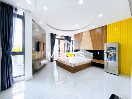 Cho thuê gấp 1 phòng full nội thất ngay vòng xoay Lăng Cha Cả, quận Tân Bình