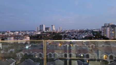 Cho thuê Midtown M8 PMH 81m2 2PN Full NT View BT 23tr. 0812456174 Em Huỳnh