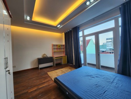 Căn hộ đẹp chilling có ban công thoáng mát quận Tân Bình gần sân bay TSN