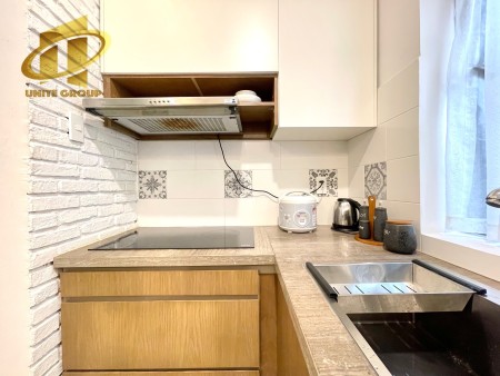 Giá ưu đãi cho studio ban công, gần ngay cầu Phú Thuận, Q7