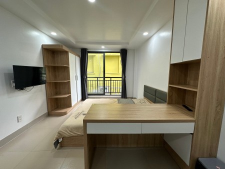 Cho thuê căn hộ view ban công ngay tại Kỳ Đồng, Quận 3