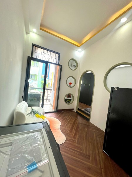 Cho thuê căn hộ 1PN gần vòng xoay Dân Chủ, ban công đón nắng, máy giặt diêng, Quận 3