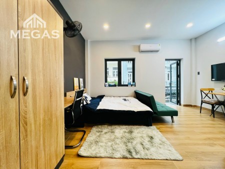Studio Full Nội Thất - Mới 100% -Ngay Cách Mạng Tháng Tám - Ngã Tư Bảy Hiền