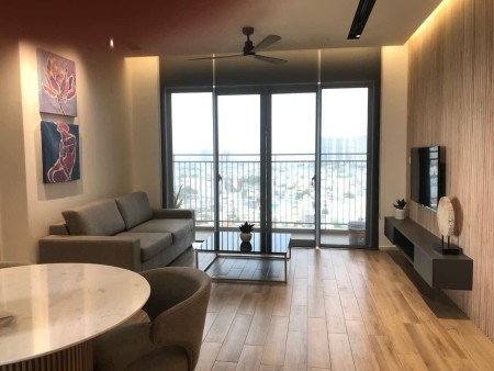 Chung cư cao cấp Kingston 80m2 2PN, 2WC 18tr. Nội thất full mới như hình. Tầng cao view thoáng.