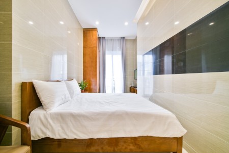 CHDV có ban công, đầy đủ nội thất từ A - Z, trên đường Phùng Văn Cung, quận Phú Nhuận