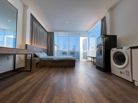 Căn hộ Studio 50/45/30 m2 Full nội thất Ban Công rộng máy Giặc riêng  Quận1