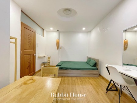 Cho Thuê Căn Hộ Quận 1_Full Nội Thất_Hẻm Ô Tô_Gần Ốc Đào_Bùi Viện_Bánh mì Bà Huynh_Không Chung Chủ