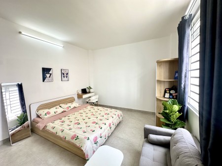 Căn hộ dịch vụ 1 phòng ngủ tách bếp với view cực chill ngay Nơ Trang Long, Bình Thạnh