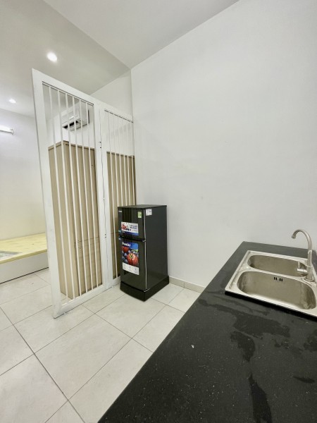 Cho thuê căn hộ gần cầu Thị Nghè, nằm ngay Nguyễn Cửu Vân, Bình Thạnh