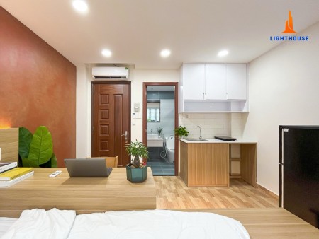 Cho Thuê Căn Hộ Cửa Sổ Lớn tại Nguyễn Cửu Vân, Bình Thành