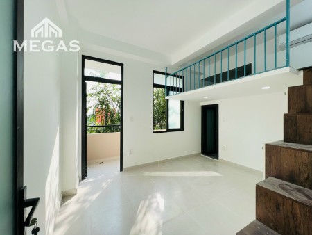 Chung Cư Có Gác Ban Công - Cửa Sổ Full Nội Thất - Cộng Hòa E.Town - Cầu Vượt Hoàng Hoa Thám