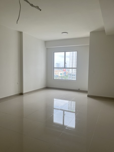 Cho thuê OT 38m2, Rèm - Máy Lạnh 9tr/Tháng Hotline : 0906233195 Sunrise City